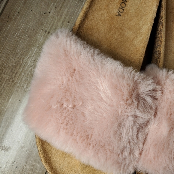 Top Moda Pink Faux Fur Slip-On Slide Sandals Women's Size 8 NEW - Picture 13 of 14